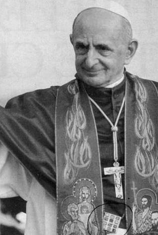 Paul VI portant le pectoral de l’ephod, un vêtement utilisé par les franc-maçons et les grand-prêtres juifs