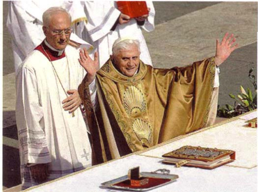 Benoît XVI rejette totalement l'enseignement sacramentel catholique