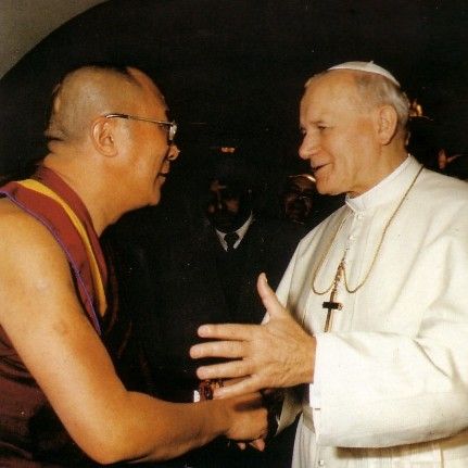 Jean-Paul II et son ami païen, le Dalaï Lama